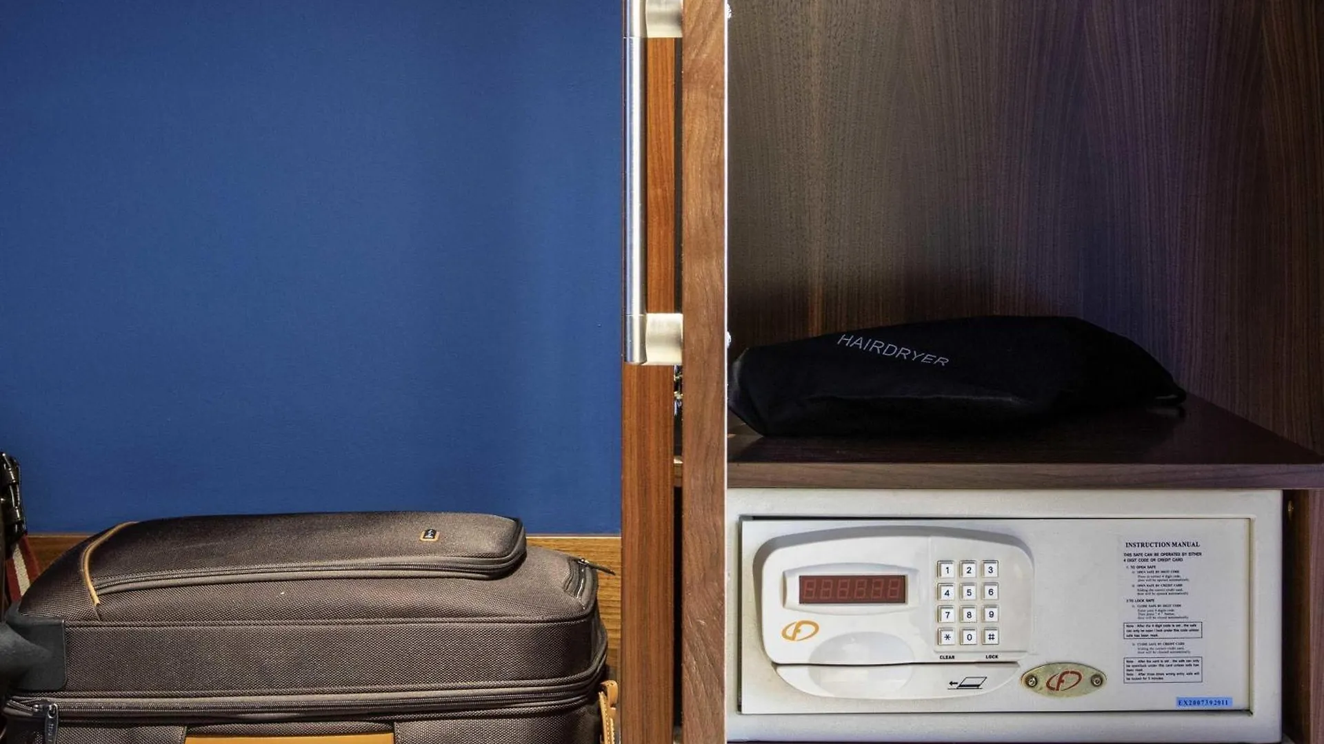 Mercure Antwerp City Centre 4*,  Belgium