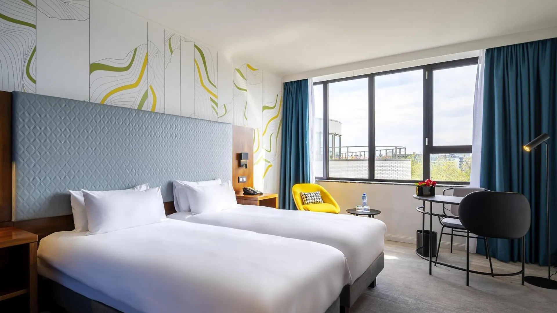 Mercure Antwerp City Centre מלון