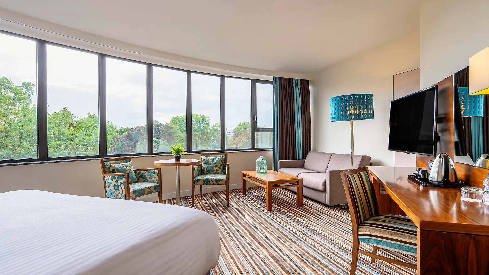 Mercure Antwerp City Centre 4*,